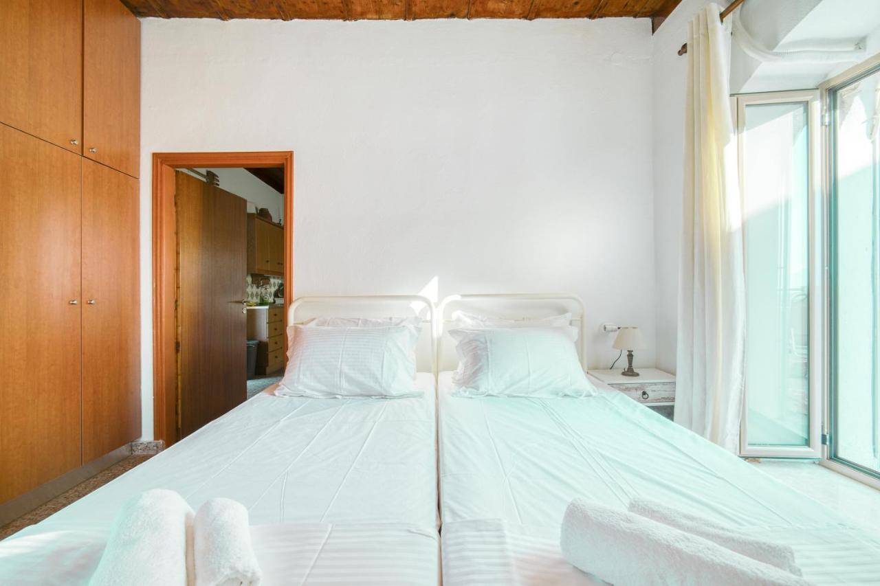 Serenity View - Traditional Village Apartment Kouses Esterno foto
