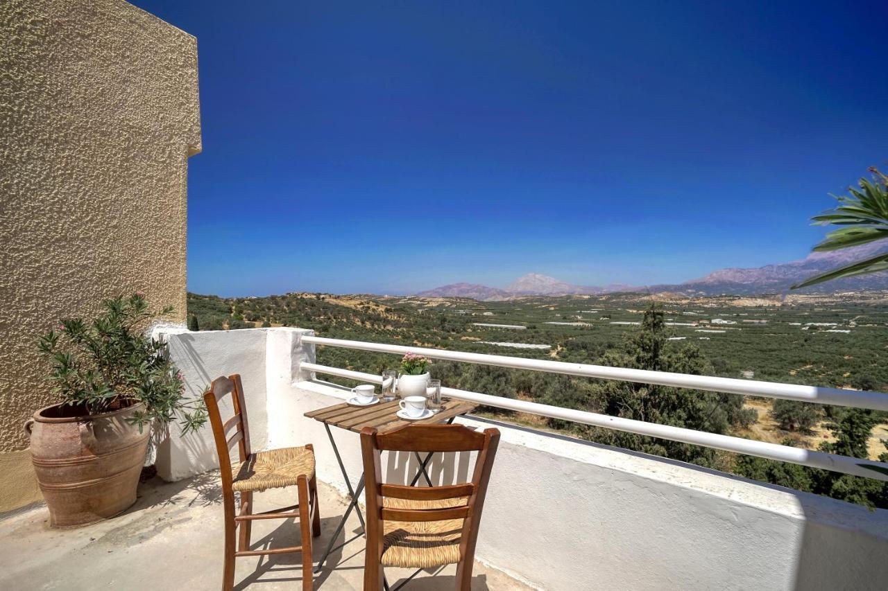 Serenity View - Traditional Village Apartment Kouses Esterno foto