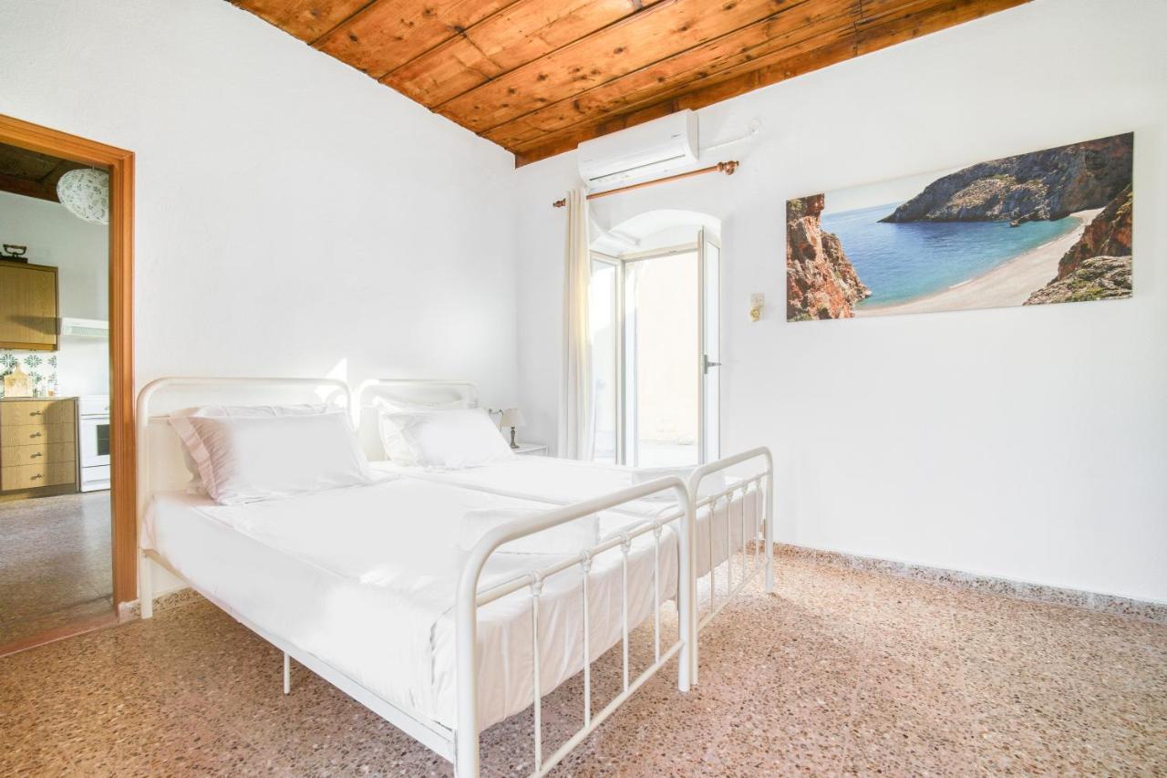 Serenity View - Traditional Village Apartment Kouses Esterno foto
