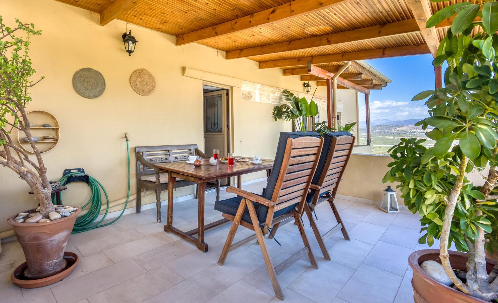 Serenity View - Traditional Village Apartment Kouses Esterno foto