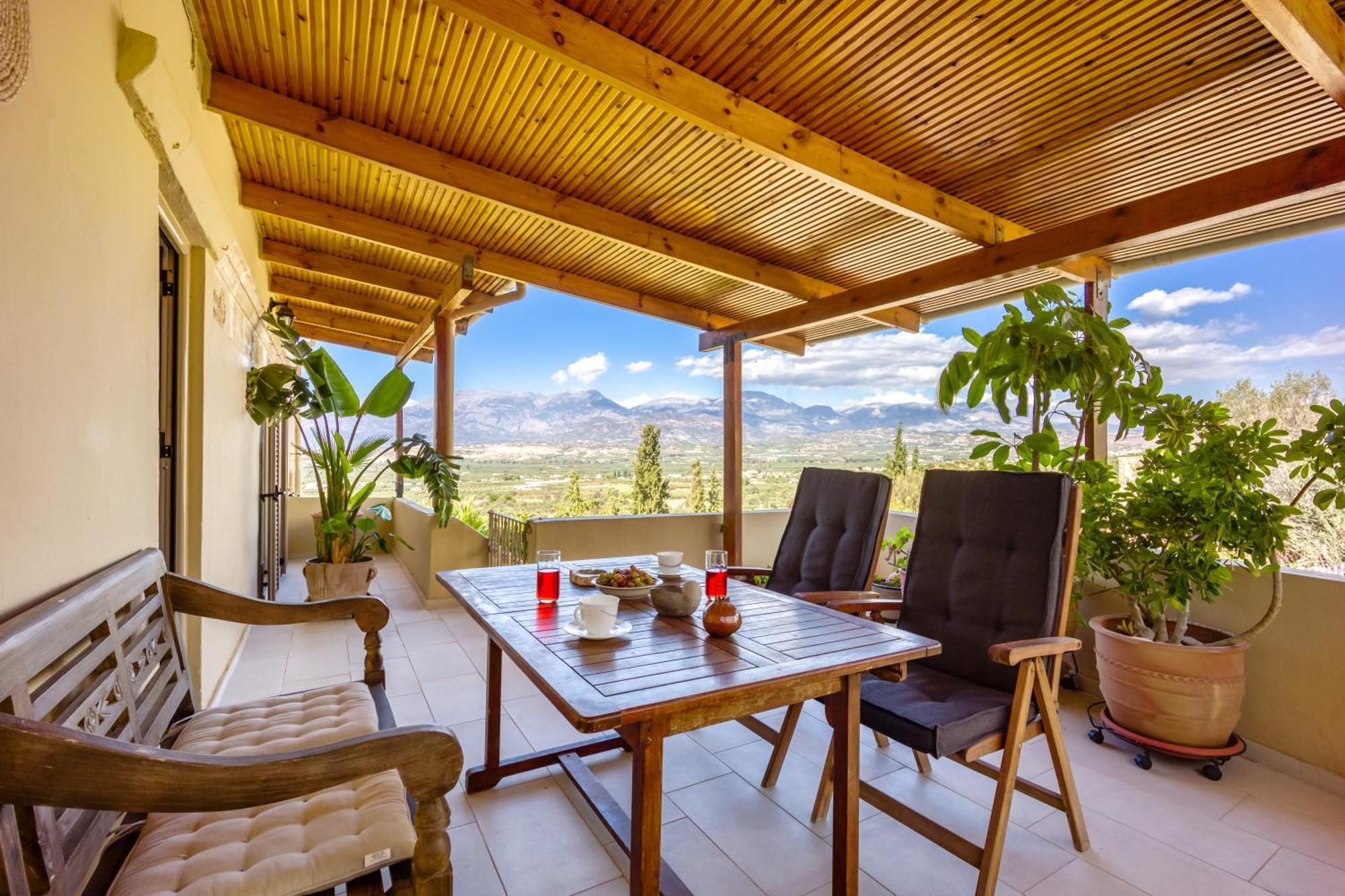 Serenity View - Traditional Village Apartment Kouses Esterno foto