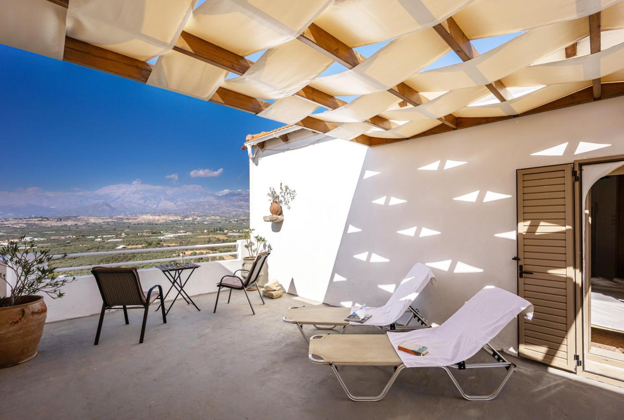 Serenity View - Traditional Village Apartment Kouses Esterno foto